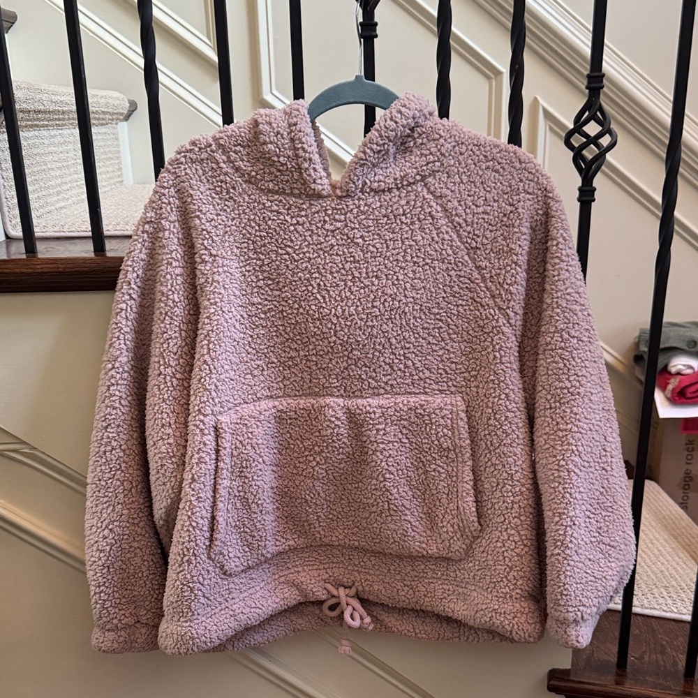 American Eagle Cozy Pink Sherpa Hoodie Women’s Size Medium